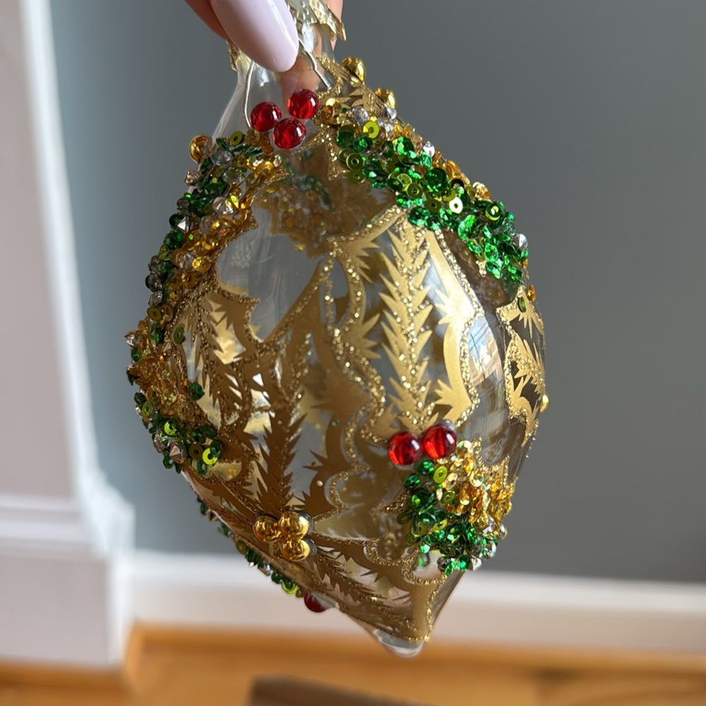Frontgate Holiday Leaves Embellished Ornaments - Set of 6 - Picture 9 of 16